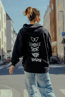 Love for the game; Core Script; Hoodie; Black Hoodie; Viola Sophie; Viola Schuldner; Clothing; Core Piece; Bekleidung; Köln; Cologne